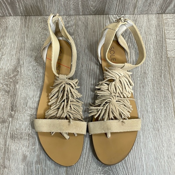 NWOT Sole Society Koa Fringe Leather T-Strap Ankle Strap Flat Sandal Caramel 8.5 - Picture 2 of 15